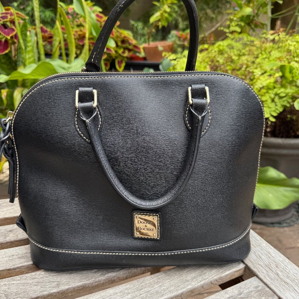 Dooney & Bourke Sorrento Zip Handbag in Black Leather